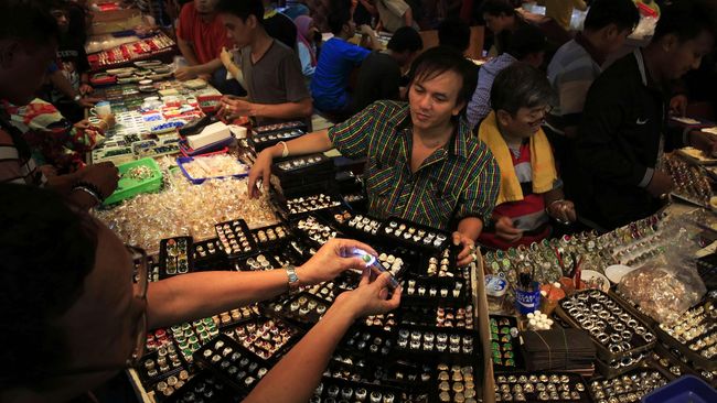Pemerintah Kenakan Pajak Barang Mewah 5 Persen Atas Batu Akik