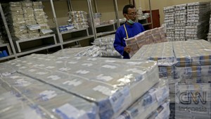 Corona, Pemerintah Alihkan Dana Desa Rp24 T untuk Bansos