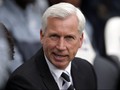 Alan Pardew Pernah Buat Bos Palace Menangis