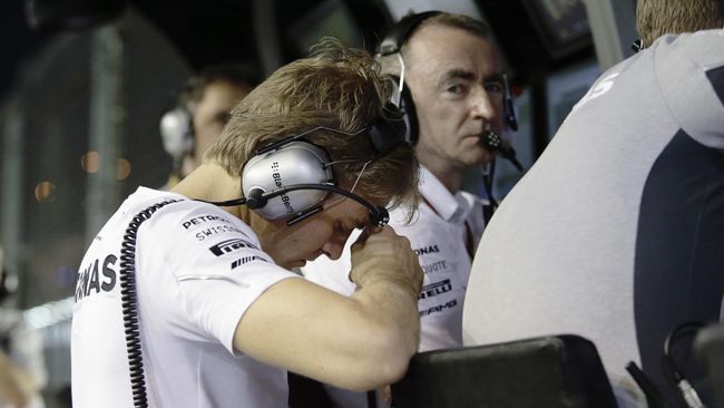 Pembalap dan Pit Masih Boleh Berkomunikasi di F1 2015