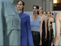 Ratu Lebah di Panggung <i>Catwalk</i>