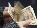 Rupiah Perkasa Atas Dolar Tapi Keok Lawan Yen Sepanjang April