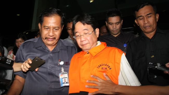 Duit Suap Kasus Hutan untuk Biaya Nikah Anak Bos Sentul City