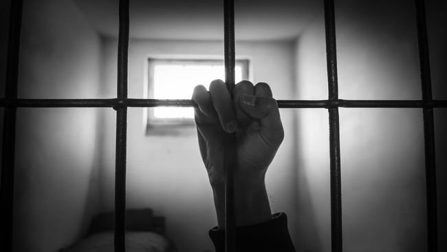Kontras Minta Menkumham Bedakan Garong dengan Koruptor