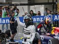 Kecelakaan Bianchi Warnai Kemenangan Hamilton