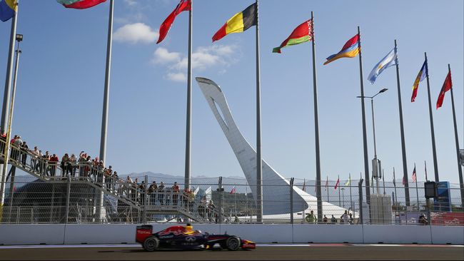 F1 2015: Dua Puluh Sirkuit dari Empat Benua