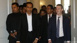 Mark Zuckerberg Bicara Efisiensi Internet