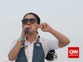 Syahrini 'Hempas' Gerimis demi Ramaikan HUT Transmedia