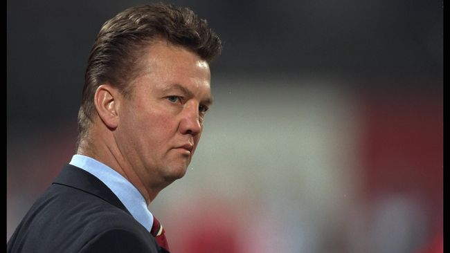 Rojo: Muka 'Bulldog' Van Gaal Menakutkan