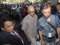 Hotman Paris Tak Yakin Dua Guru JIS Bakal Diputus Bebas