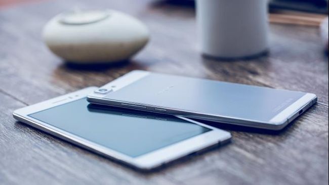 OPPO R5, Smartphone Tertipis di Dunia