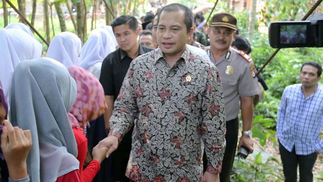 Pembangunan Jaringan BTS Solusi Sistem Desa Online Pembangunan Jaringan BTS Solusi Sistem Desa Online