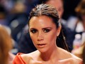 Victoria Beckham Raih Penghargaan di British Fashion Awards