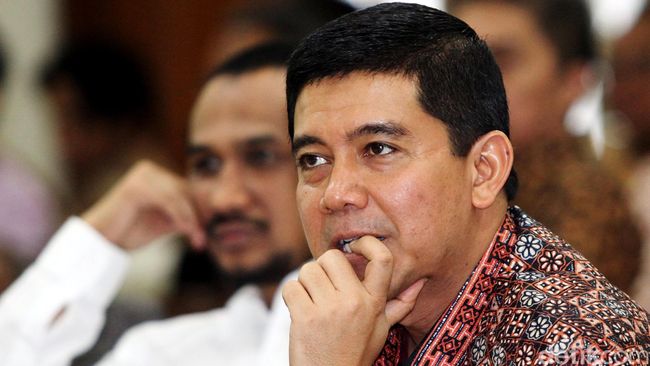Bonus Besar untuk Pegawai Pajak Dinilai Adil