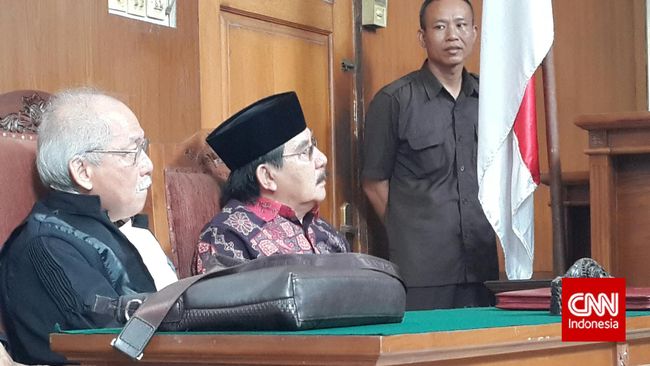 Jalani Asimilasi, Antasari Azhar Bekerja di Kantor Notaris