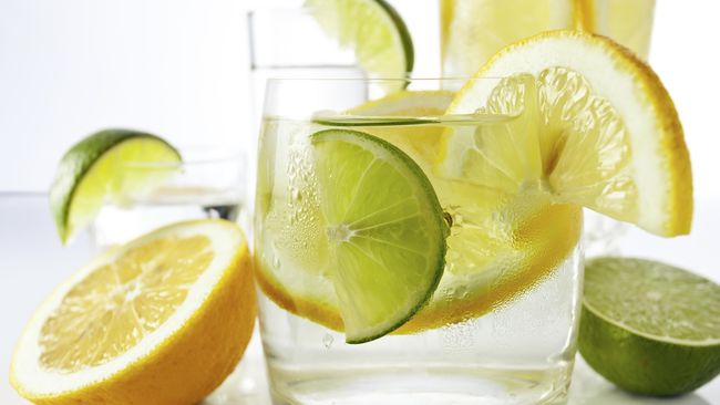 7 Manfaat Air Lemon Pada Pagi Hari