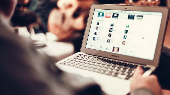 Pemerintah Komentari Sengketa Domain BMW.id