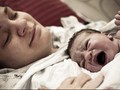 Tunda Potong Tali Pusat Saat Lahir Buat Anak Lebih Terampil