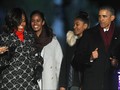 Obama Boyong Keluarga Berlibur Natal di Hawaii