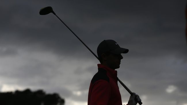 Atlet Golf PGA Tour Mencari Ayah yang Hilang