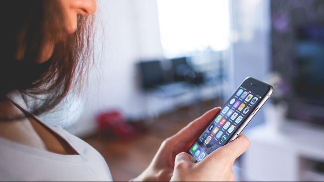 iPhone 6 Dorong Apple Kejar Samsung