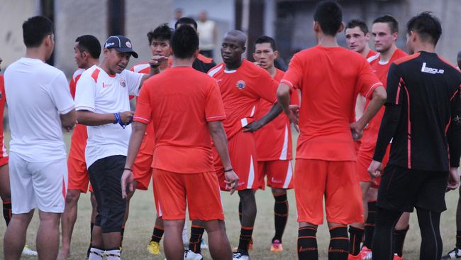 Pandangan Rahmad Darmawan Soal Sanksi FIFA