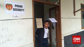 Pascarazia Narkotika, Pos Keamanan di Kampus UKI Dirusak