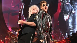 Adam Lambert: Freddie Mercury Tak Akan Tergantikan