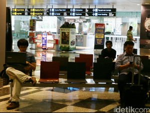Apakah Boleh Masuk Boarding Room Bandara Lebih Awal? Ini Ketentuannya