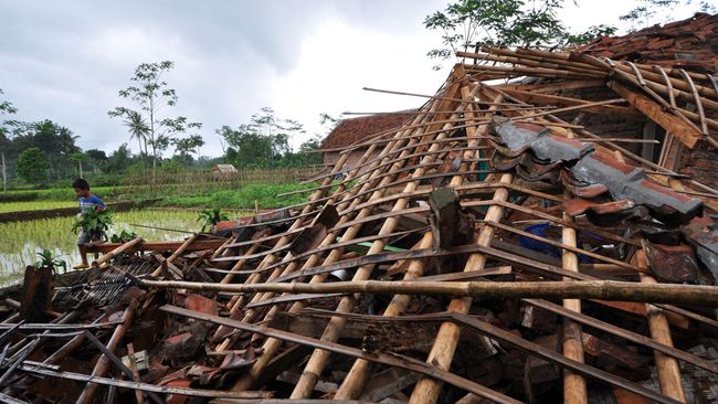 Puting Beliung Rusak 177 Rumah di Kepulauan Seribu