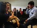 Pesawat Ditemukan, Crisis Center AirAsia Mendadak Haru