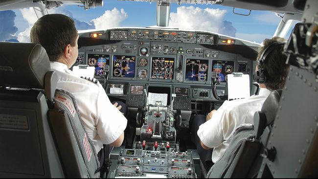 Pilot Turki Mengaku Lihat UFO di Hari EgyptAir Hilang