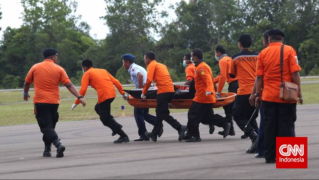 Tahun Berganti, Jenazah Pramugari Dievakuasi