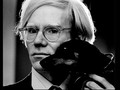 Dua Lukisan Andy Warhol yang Dicuri Dikembalikan ke Polisi AS