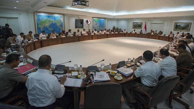 PDIP Minta Jokowi Jelaskan Isu Perombakan Kabinet