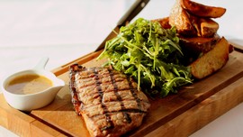 Restoran Inggris Sajikan Steak Khusus untuk Perempuan