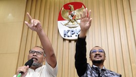 DPR Tolak Deponering Abraham Samad-Bambang Widjojanto