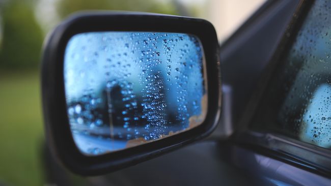 Riwayat Spion Kendaraan Dimulai dari Kereta Kuda