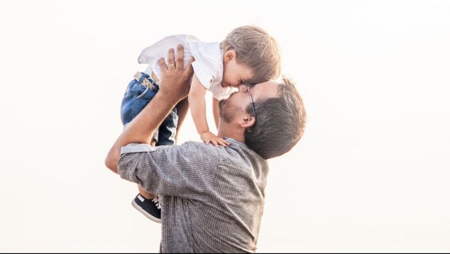Tips Aman Memandikan Bayi Untuk Para Ayah