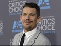 Ethan Hawke Dukung Kristen Stewart dan Patricia Arquette