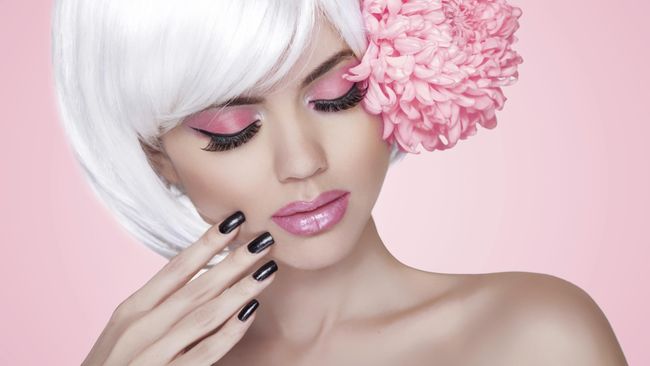 'Me no shita chiiku' Dualisme Gaya Make-up Aneh Remaja Jepang