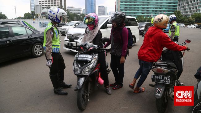 Waspada Gamis Terlilit Rantai Sepeda Motor