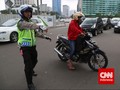 Polisi Masih Bingung Pria Emosi Rusak Motor Marah ke Siapa
