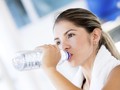 Bahaya Fatal Kebanyakan Minum Air Putih