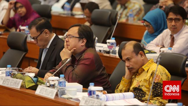 Pesimis, Menkeu dan Bank Indonesia Revisi Pertumbuhan Ekonomi