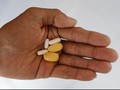 'Godaan' Obat <i>Painkiller</i> pada Remaja Kian Meningkat