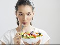 Cara Mujarab Menghentikan Kebiasaan Makan Saat Bosan