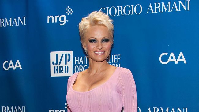 Pamela Anderson Meragukan 'Baywatch' versi Anyar