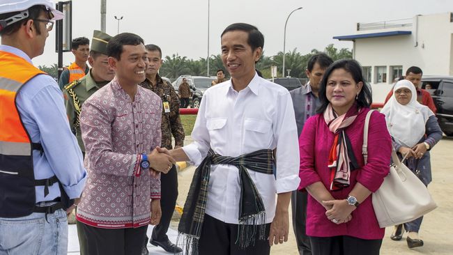 Selain Jokowi, Akun Twitter Ibu Negara Juga Tak Resmi