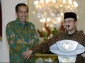Habibie Minta Jokowi Dukung Produksi Pesawat R80